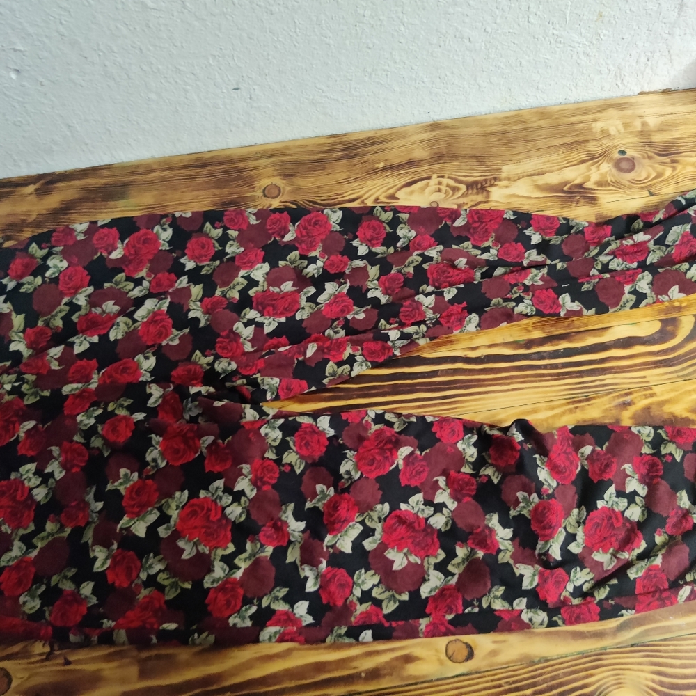 Clothes - Picture 5 of 16